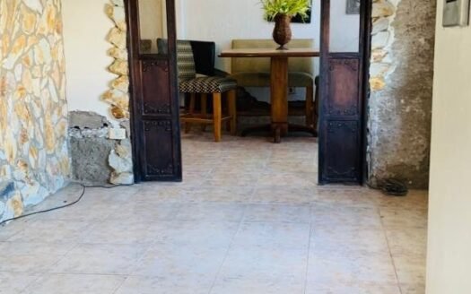 CASA EN VALLE ABAJO