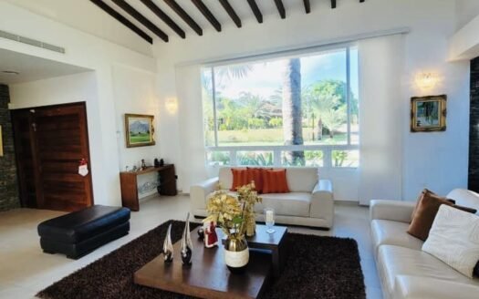 Casa en Urbanización exclusiva
