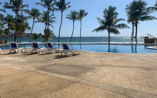 Apartamento en bahía dorada