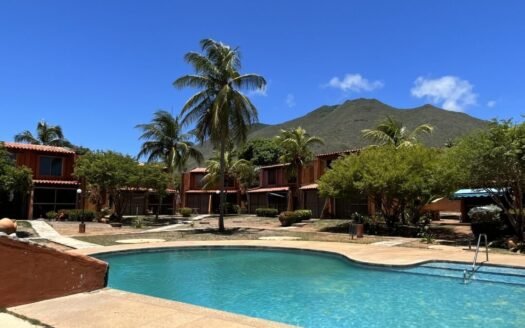 Townhouse en Guacuco