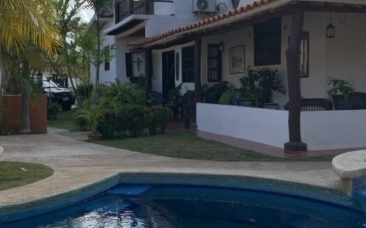 Casa en conjunto cerrado