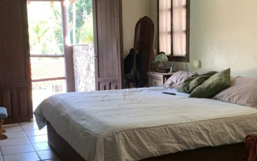 Casa en conjunto cerrado