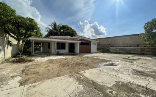 CASA UBICADA EN SAN JUAN BAITISTA