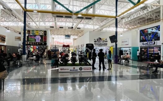 Mini local en Centro Comercial