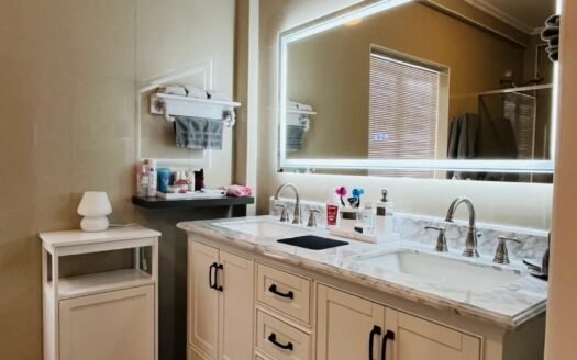 Hermosa casa en conjunto cerrado