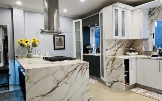 Hermosa casa en conjunto cerrado