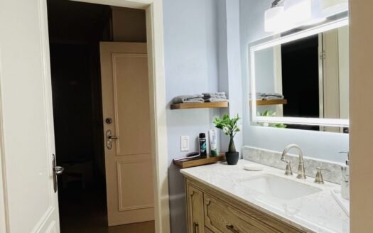 Hermosa casa en conjunto cerrado