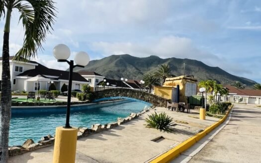 Hermosa casa en conjunto cerrado