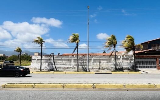 Casa en Plena Avenida