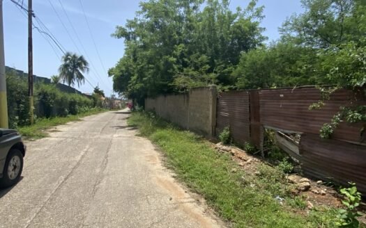 Terreno en playa el agua