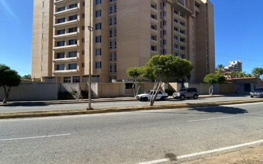Apartamento en obra gris en Punto Real