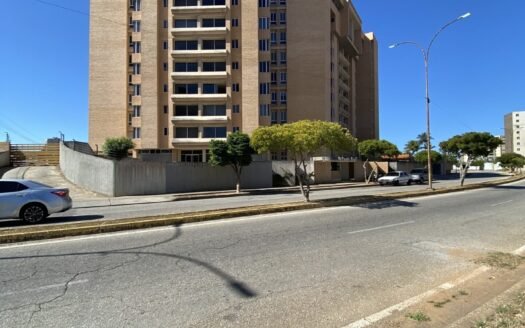 Apartamento en obra gris en Punto Real