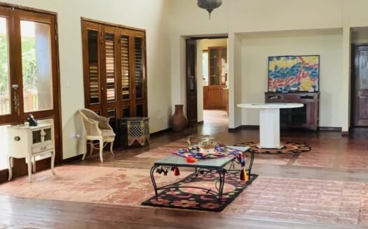 Hermosa casa con gran extensión de terreno