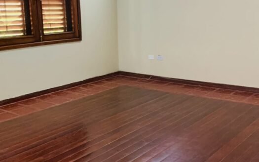 Hermosa casa con gran extensión de terreno