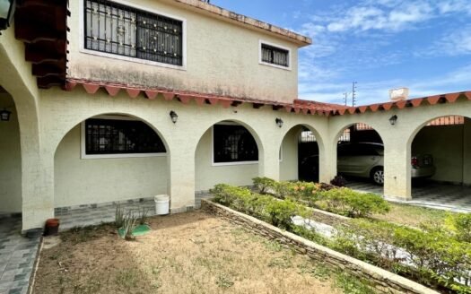 CASA UBICADA EN SABANAMAR