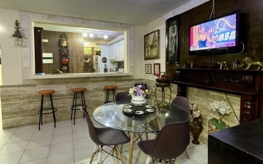 TownHouse en Valle Alegre