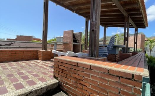 TownHouse en Valle Alegre