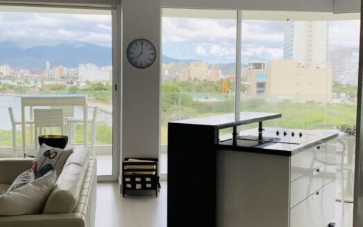 Apartamento con vista al mar