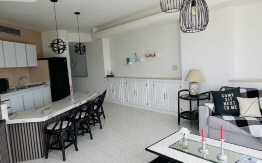 Apartamento con vista al mar