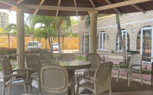 Apartamento en venta de esquina de 164 mts2 ubicado en Residencias Villas de Margarita