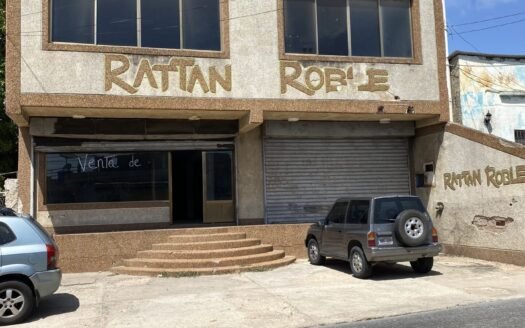 Edificio en los robles