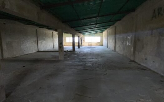Edificio en los robles