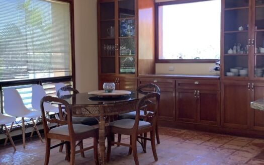 Hermosa casa con gran extensión de terreno