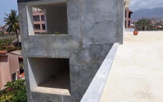 Casa en Obra Gris