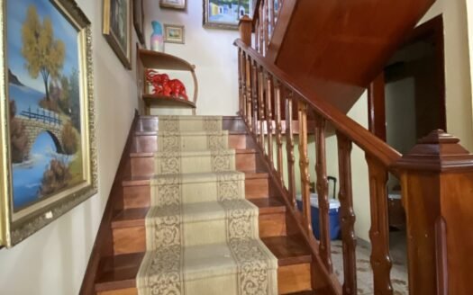 En venta casa impecable en Atamo Sur, Urbanización privada Yaque Alto