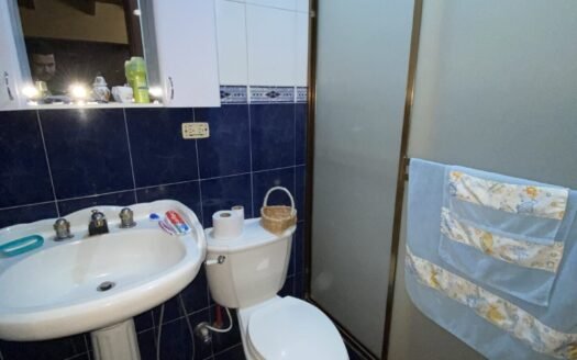 En venta casa impecable en Atamo Sur, Urbanización privada Yaque Alto