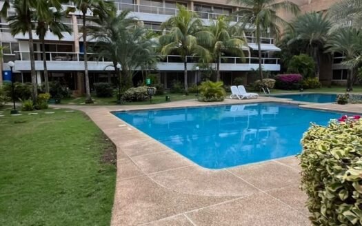 condominio loma real