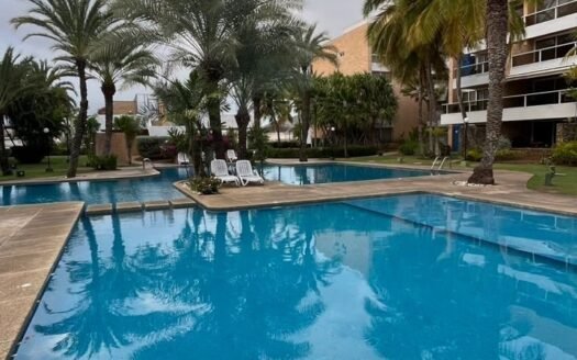 condominio loma real