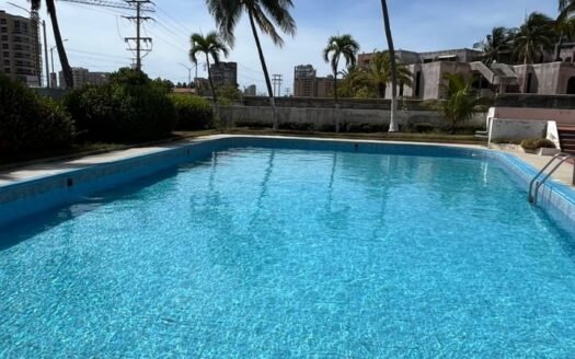 Apartamento en Urb. Costa Azul