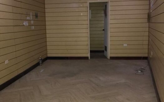 LOCAL COMERCIAL EN EL C.C JUMBO