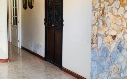 CASA EN VALLE ABAJO