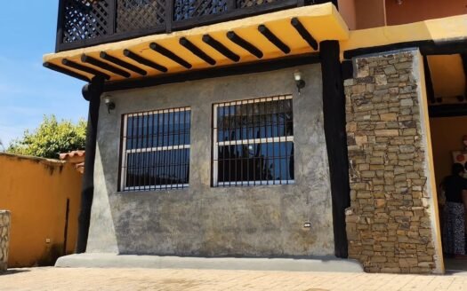 Hermosa casa estilo caribeño de 2 planta en Guacuco